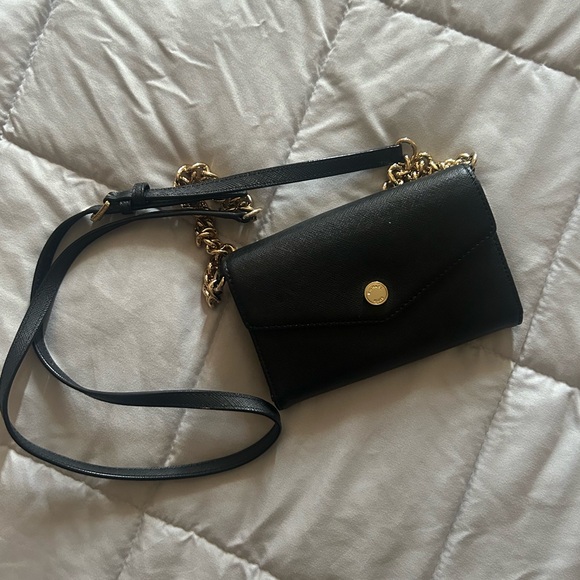 Michael Kors wallet on a chain - Picture 2 of 10